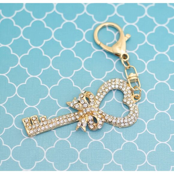Vintage Ribbon Key Rhinestone Keychain - R13 - Picture 1 of 2